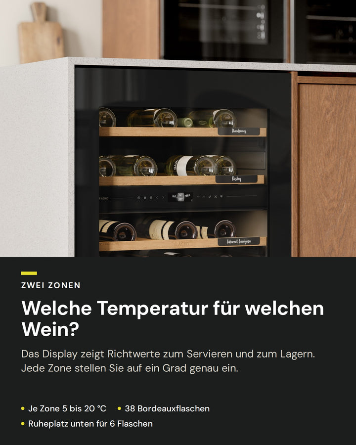 Zwei Temperaturzonen im ASKO WCN25842G: je Zone 5 bis 20 °C, Richtwerte zum Servieren und Lagern im Display